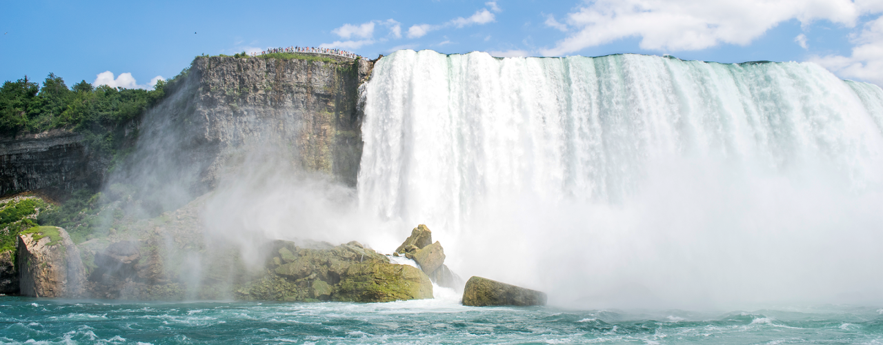 American side of Niagara Falls 