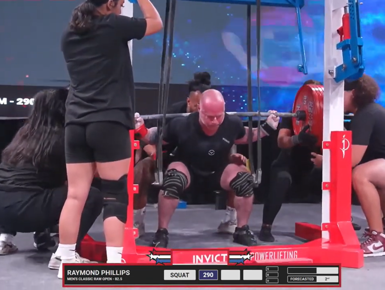 Raymond Phillips squatting at The American Pro 2023